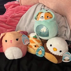 3 mini Squishmallow bundle with free Claire’s exclusive squish included!